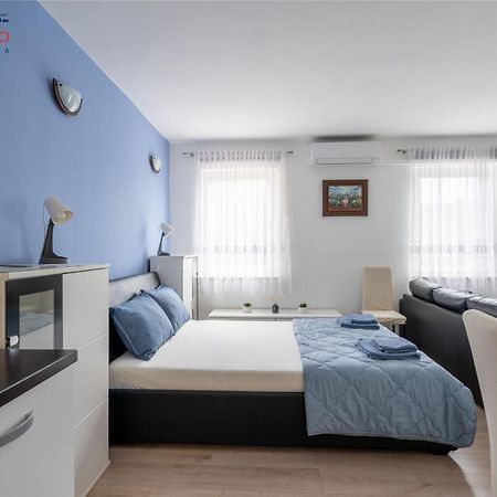 Studio Tommy 2 Rovinj Exterior foto